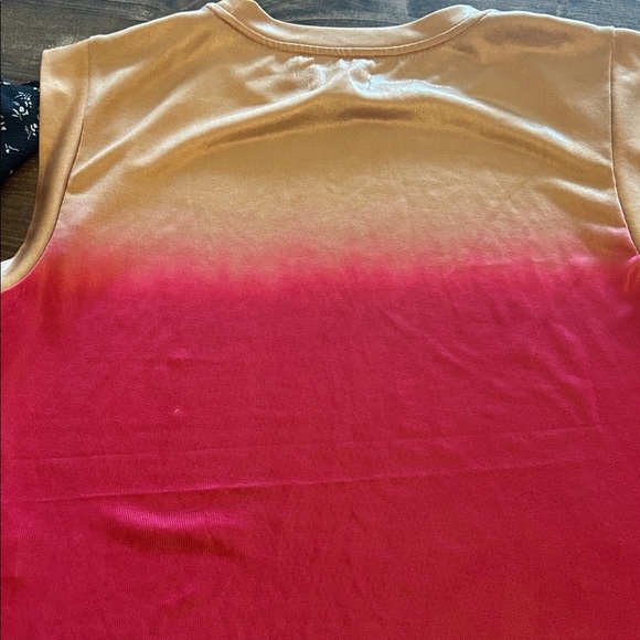 Anthropologie Rose Ombre Muscle Tee - Picture 8 of 9